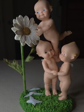 Vintage 1999 Jesco Kewpie Figurine - "He Loves Me, He Loves Me Not" - Trio with